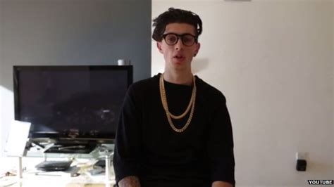 Sam Pepper Says His Bum Pinching Video Was A Staged Experiment Bbc News