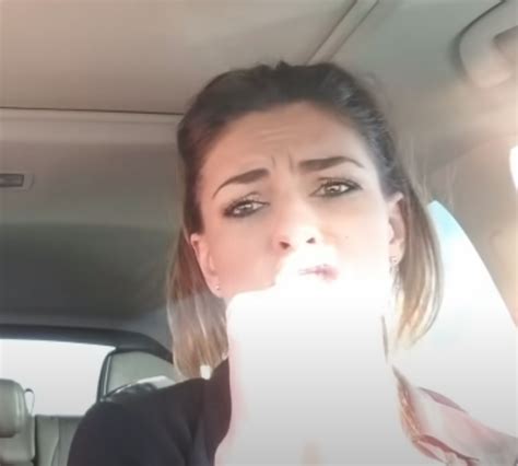Mom Hilariously Embarrasses Teen Son With Uptown Funk Lip Sync