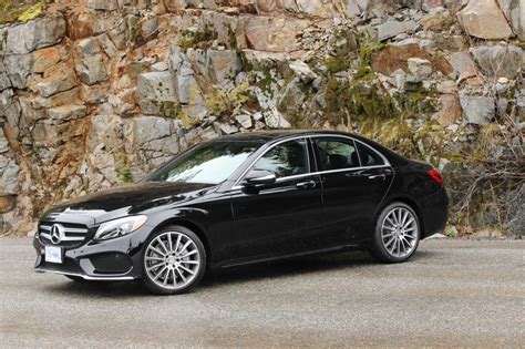 Big guy, small car test drive: Review: 2015 Mercedes-Benz C400 4Matic | LuxuryCarMagazine En