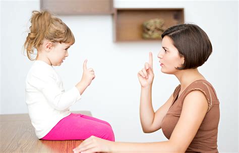 • pessoas que moram sozinhas vão receber r$ 150. Familia Monoparental ⇒ 【Tipos, Ventajas y Desventajas】®