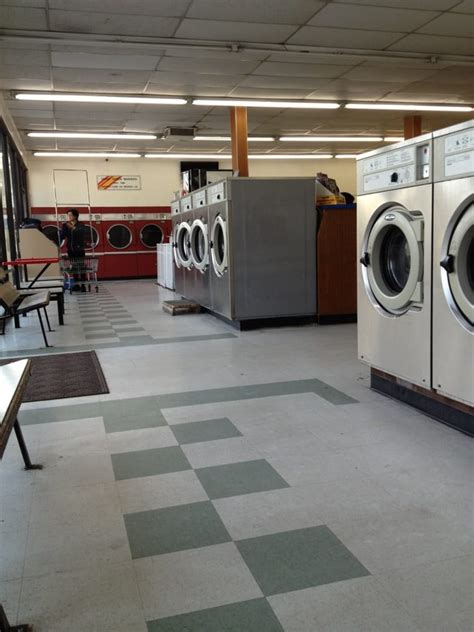 But after washing our clothes across the entire usa, we've learned a few things about how to search for and find a legit laundromat that is clean, safe and affordable. Launderland Coin-Op Laundry - Laundromat - 1632 E 4th St ...