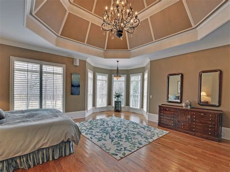 Elegant Master Bedroom Retreat On Main With Sitting Area Trey Ceiling