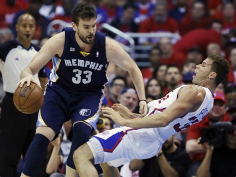 Memphis grizzlies will visit los angeles clippers at staples center for the nba week 19 game on monday when and where to watch memphis grizzlies vs los angeles clippers free stream? NBA: Grizzlies shackle Clippers