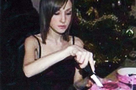Megan Armer Anorexic Who Nearly Died After Plummeting To 4 Stone