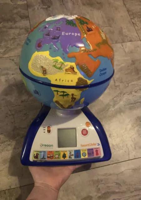 Award Winning Oregon Scientific Interactive Talking Smart Globe Jr 25