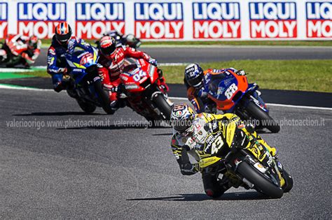 Dove vedere tutto in diretta e in differita (sky e tv8) gli orari delle qualifiche e della gara in programma al montmelò. MotoGP oggi, GP Gran Bretagna 2019: orari, tv, streaming ...