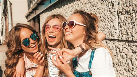 Even though she's your best friend (and you can finish each other's sentences), it can still be hard to find uniquely cute gifts. 58 Group Chat Names For 3 Best Friends, Because You Can't ...