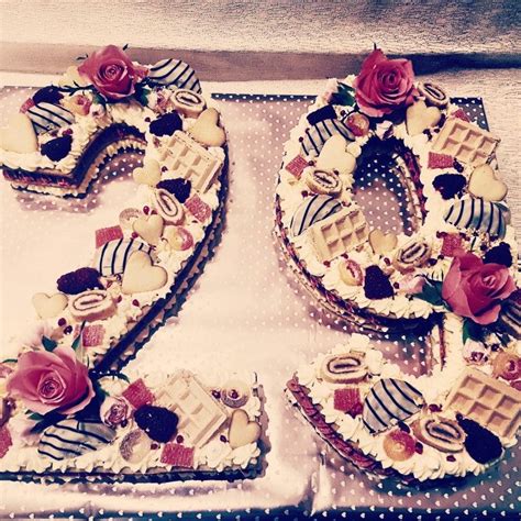 Number Cake 29 Ans Happy 29th Birthday Birthday Parties Birthday Cake
