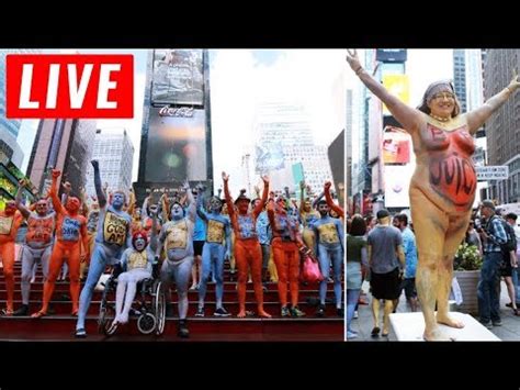 Those different times are due to the non coinciding dates of the start or ending of summer time in both countries. LIVE CAMERA 24/7 - Times Square in Midtown Manhattan, New ...