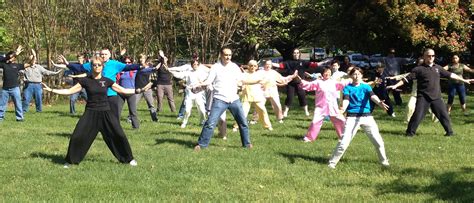 Tai Chi V Qigong Whats The Difference Just Breathe Tai Chi