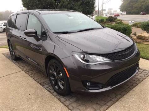 It allows you to search by company name, category, product, brand names, designer or specialty service offered. Audubon Chrysler Center - Car Dealer in Henderson, KY