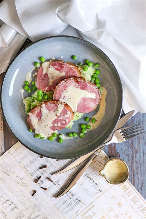 Jambonneau au four à la moutarde et au miel purée aux saveurs du Sud