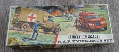 Download Pin by Steve Wagner on Model kit Box Art | Box art, Art instructions, Old models