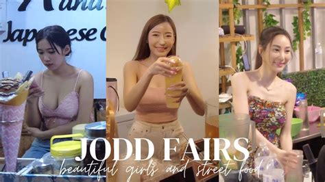 Street Food Queen 🇹🇭 Jodd Fairs Most Popular Night Market Smoothie Girls Thailand