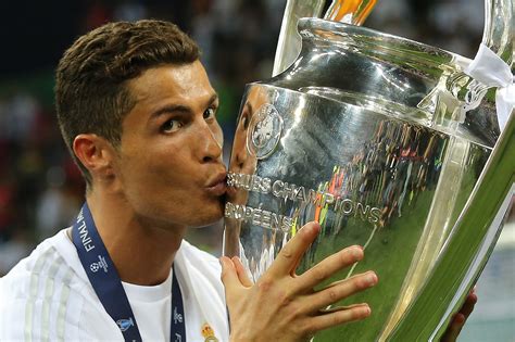 Cristiano Ronaldo Filmed Taking Photos With Fans After 2016 Champions