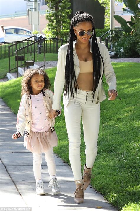 Mel B Steps Out With Daughter Madison In California Daily Mail Online