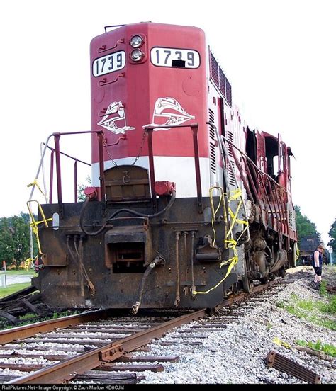 Rjc 1739 Rj Corman Railroads Emd Gp16 At St Marys Ohio By Zach