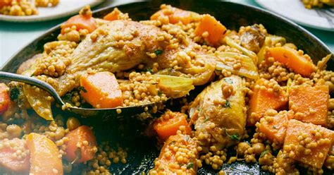 Middle eastern israeli couscous dinner. Palestinian Couscous Maftoul Recipe | Middle Eastern ...