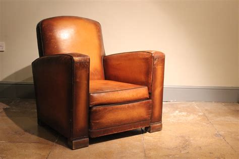 A thick style seat cushion provides plush comfort. Circa 1930s Single Leather Armchair - Leather Armchairs ...