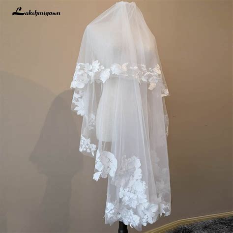 High Quality Bridal Veil Beautiful Short Wedding Veils Lace Applique