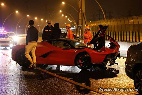 Rm63 Million Ferrari Laferrari Wrecked In Shanghai Auto News