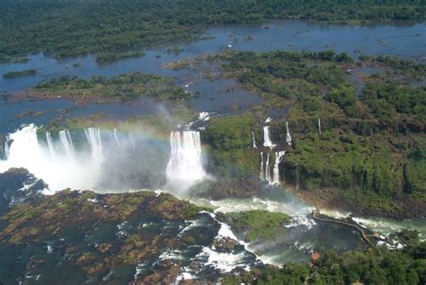 Life Around Us The Iguazu Waterfalls Argentina Brazil Border