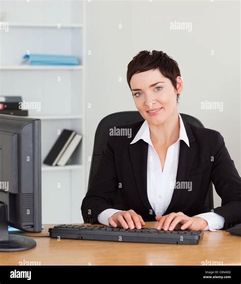 Secretary Hi Res Stock Photography And Images Alamy