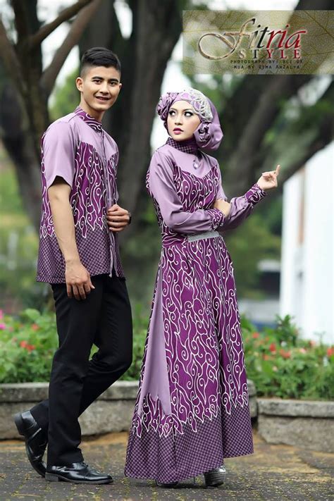 Selain item lengkap ada juga banyak promo menarik yang bisa. Contoh Model Baju Muslim Couple Terbaru 2015
