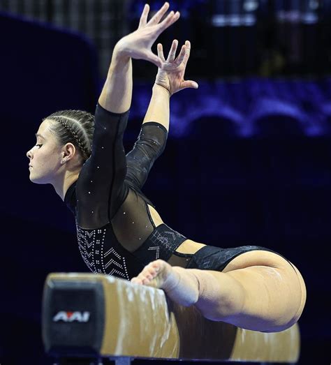 Pin By Pachonko On Hot Gymnasts In 2022 Female Gymnast Gymnastics Wearable