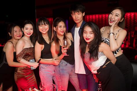 Hiphop Night At Bar Rouge Bangkok Siam2nite