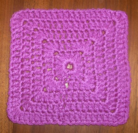 I love granny square blanket patterns! Da's Crochet Connection: GSC (Granny Square Challenge) Update