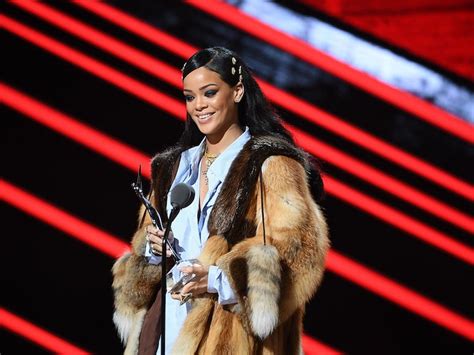 Rihannas Speech At The Black Girls Rock Awards Was Seriously