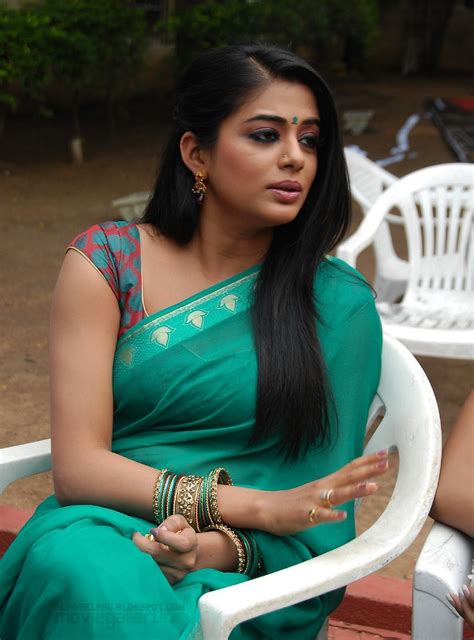 Priyamani Hot Saree Stills Priyamani Latest Hot Saree Photo Gallery