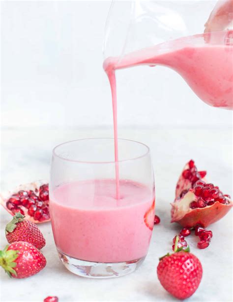 Strawberry Pomegranate Breakfast Smoothie The Flavours Of Kitchen