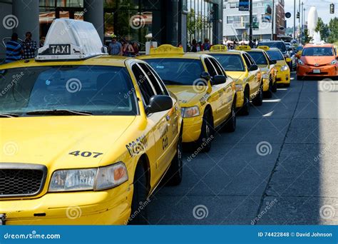 Line Of Yellow Taxis Editorial Stock Photo Image Of Taxi 74422848
