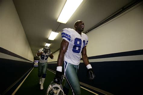 Cowboys Hall Of Fame Wr Terrell Owens Looking To Aid Teams Super Bowl
