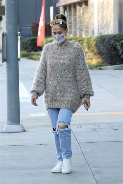 Jennifer Lopez Goes Low Key In Baggy Sweater As Boyfriend Ben Affleck