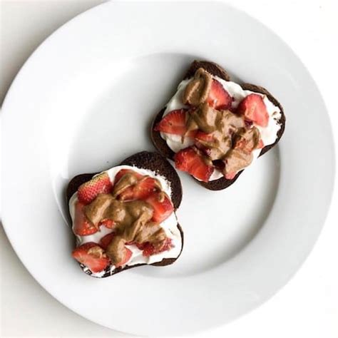 With a chewy texture and nutty flavor, barley is a delicious whole grain that can be used in a number of ways, way beyond the classic beef and barley soup. Barely Bread: Grain-free Loaves, Bagels, & Baguettes • Paleo Foundation