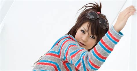 ryo kanesaki japanese gravure idol sexy colorful winter shirt fashion photo shoot part 2 photo