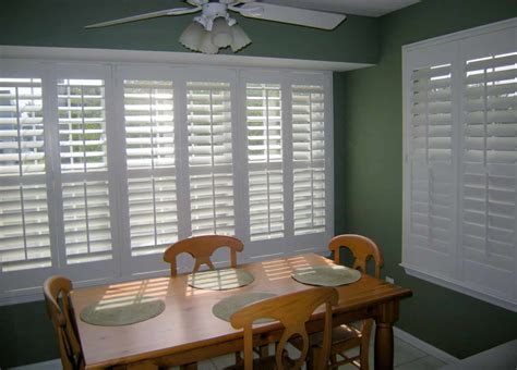 The Skinny on Wood Blinds and Plantation Shutters
