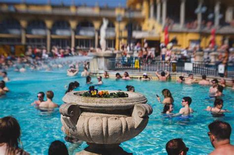 the best spas and bathhouses in budapest