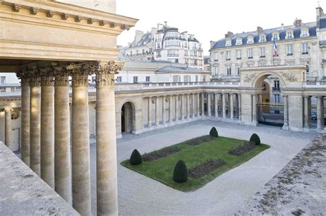 Grande Chancellerie De La Légion Dhonneur Hôtel De Salm Paris