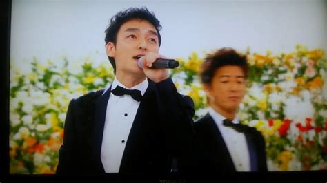 This song was featured on the following albums: 最後の歌 smap 今までありがとう 世界に一つだけの花 - YouTube
