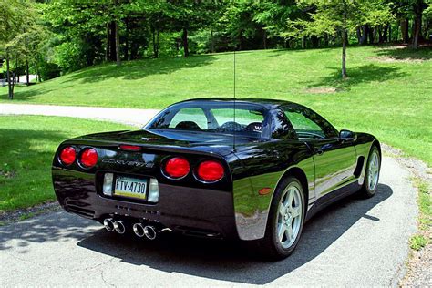 1999 Fixed Roof Coupe Corvette Photo Gallery