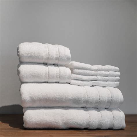 Zero Twist Bamboo Towels Set Of 6 White Truly Lou Touch Of Modern
