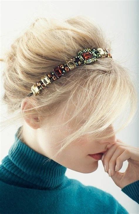 Stop that headband from slipping down? 13 Ways to Make DIY Jeweled Headbands - Pretty Designs