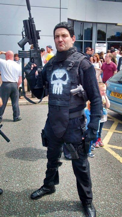 A Cosplay Based On The Punisher Movie Punisher Warzone Starring Ray