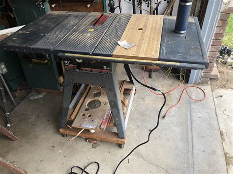 Grandpas Old Craftsman Table Saw 113298090 Starts Smoking By The Blade