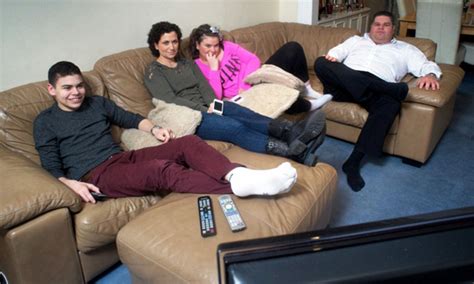 Gogglebox How To Get To Heaven With The Hutterites And Mayday Reviewed