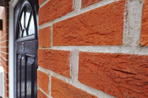 Clumber Red Brick Outhaus
